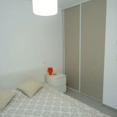 아파트 Flat